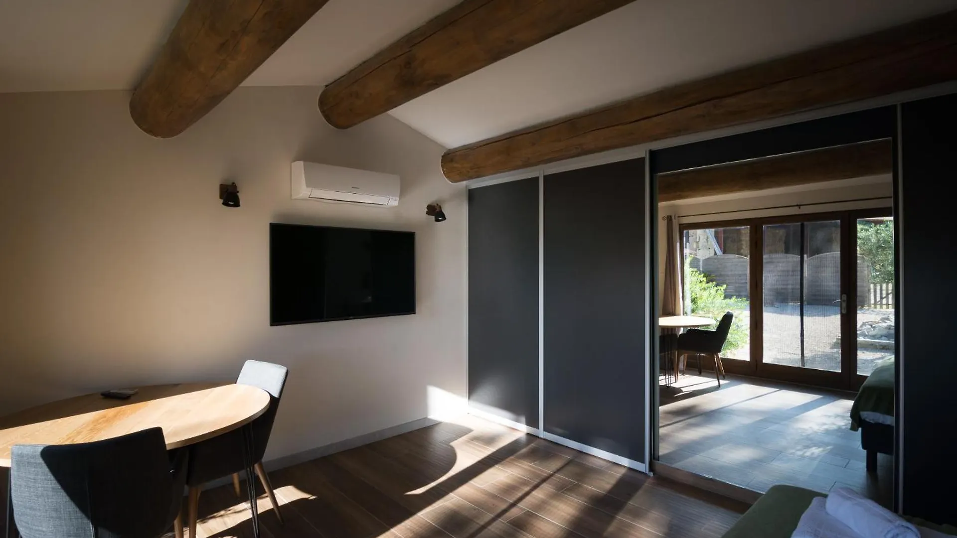 B&B Maison D'Hote Et Gite Mas D'Eymard Arles