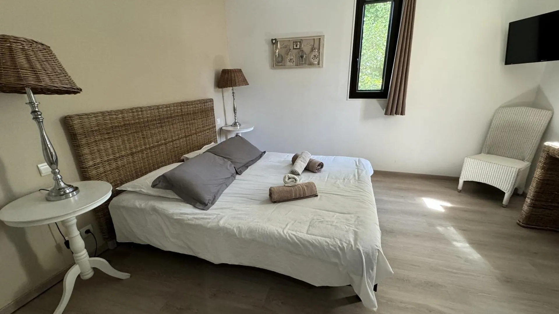 B&B Maison D'Hote Et Gite Mas D'Eymard Arles Guest house