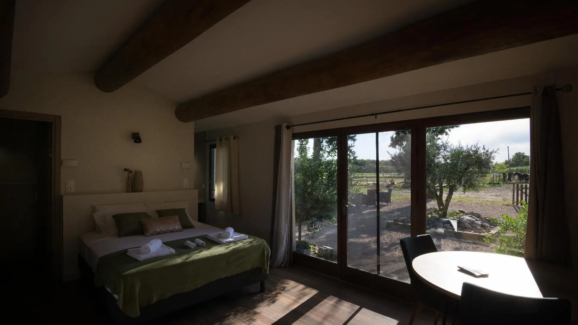 Guest house B&B Maison D'Hote Et Gite Mas D'Eymard Arles
