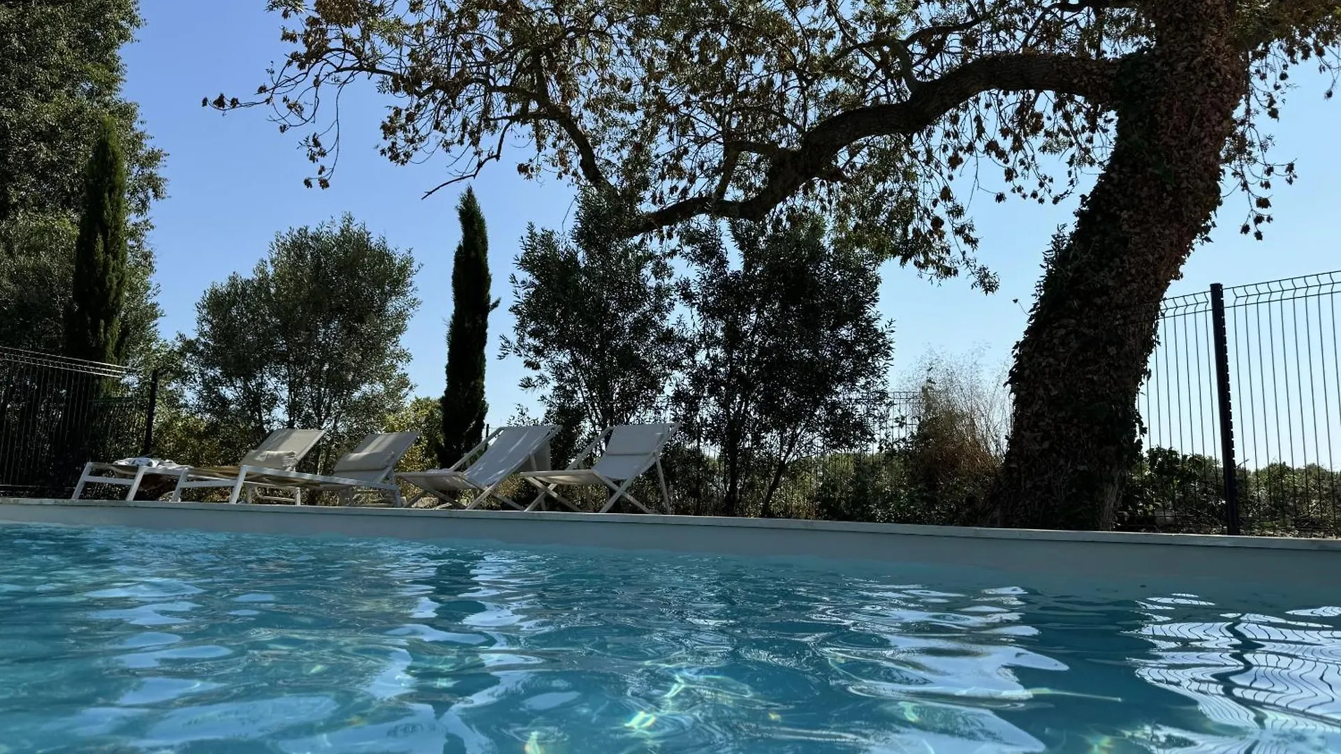 Guest house B&B Maison D'Hote Et Gite Mas D'Eymard Arles